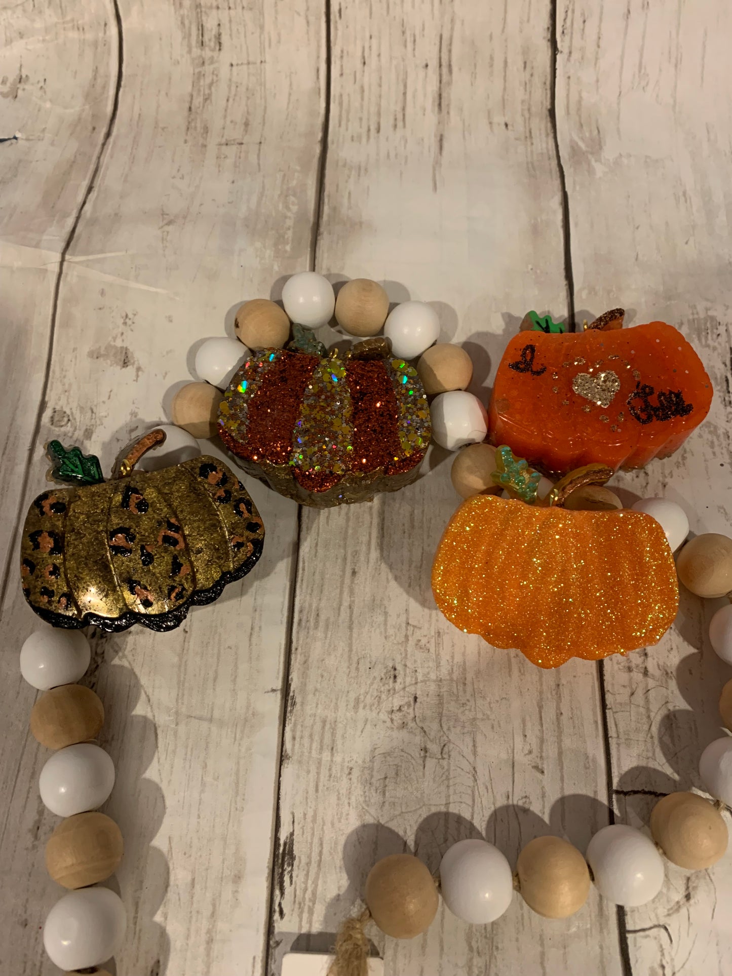 Pumpkin vent clips