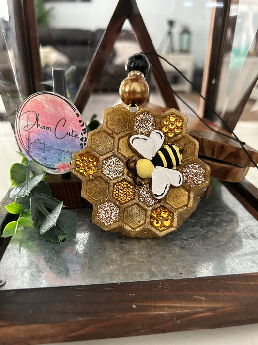Honeycomb bee